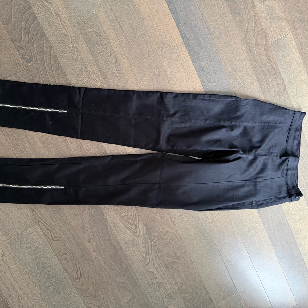 H&M Black Women's Skinny Jeans with Ankle Zippers